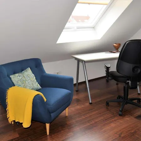 Erwin Ortmann Apartment *